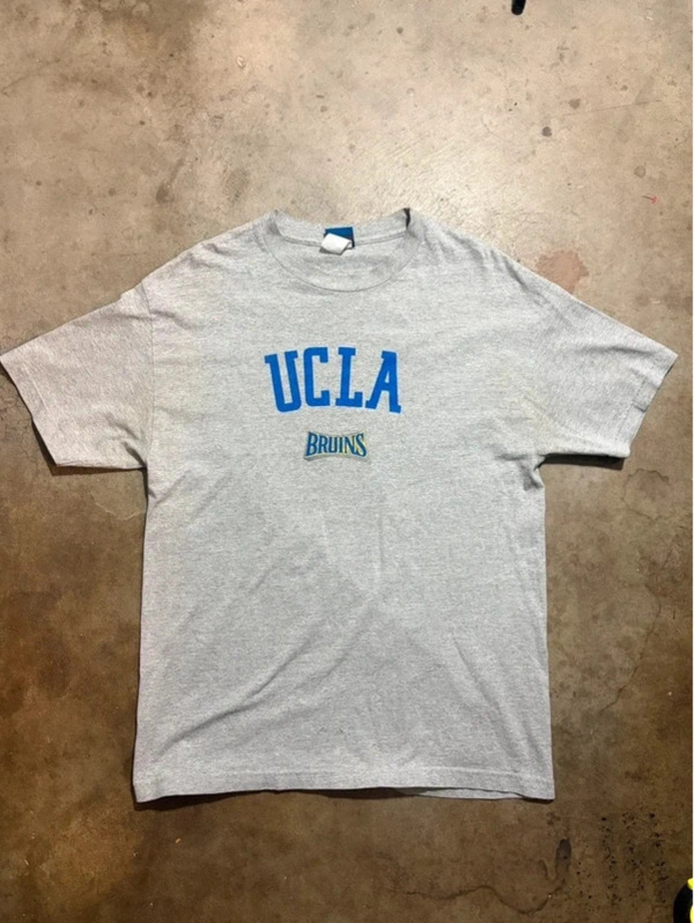 Vintage UCLA Bruins Shirt Mens Gray NCAA Champs Sports Tee Top